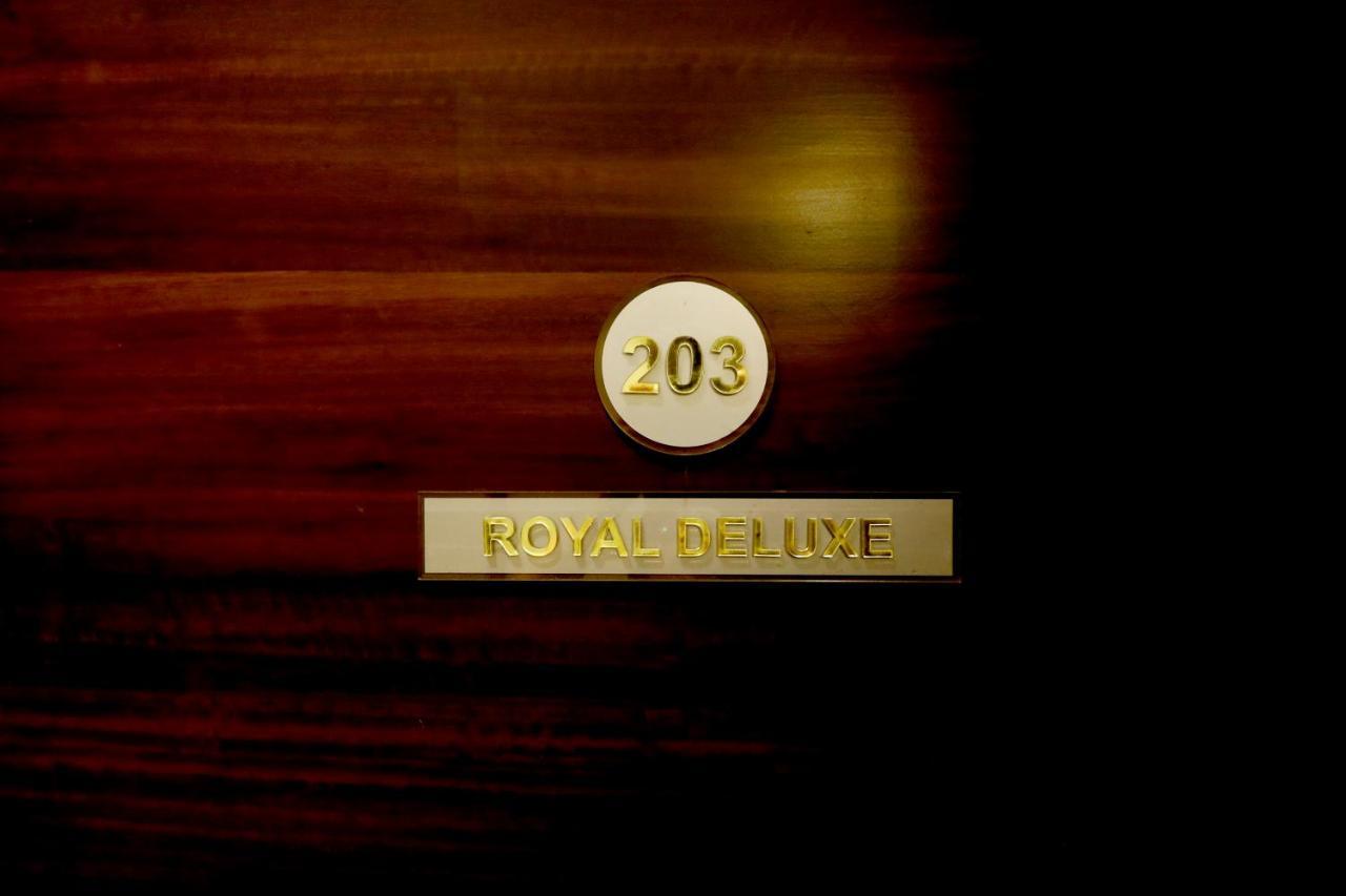 Hotel The Royal Inn Baramati Ngoại thất bức ảnh